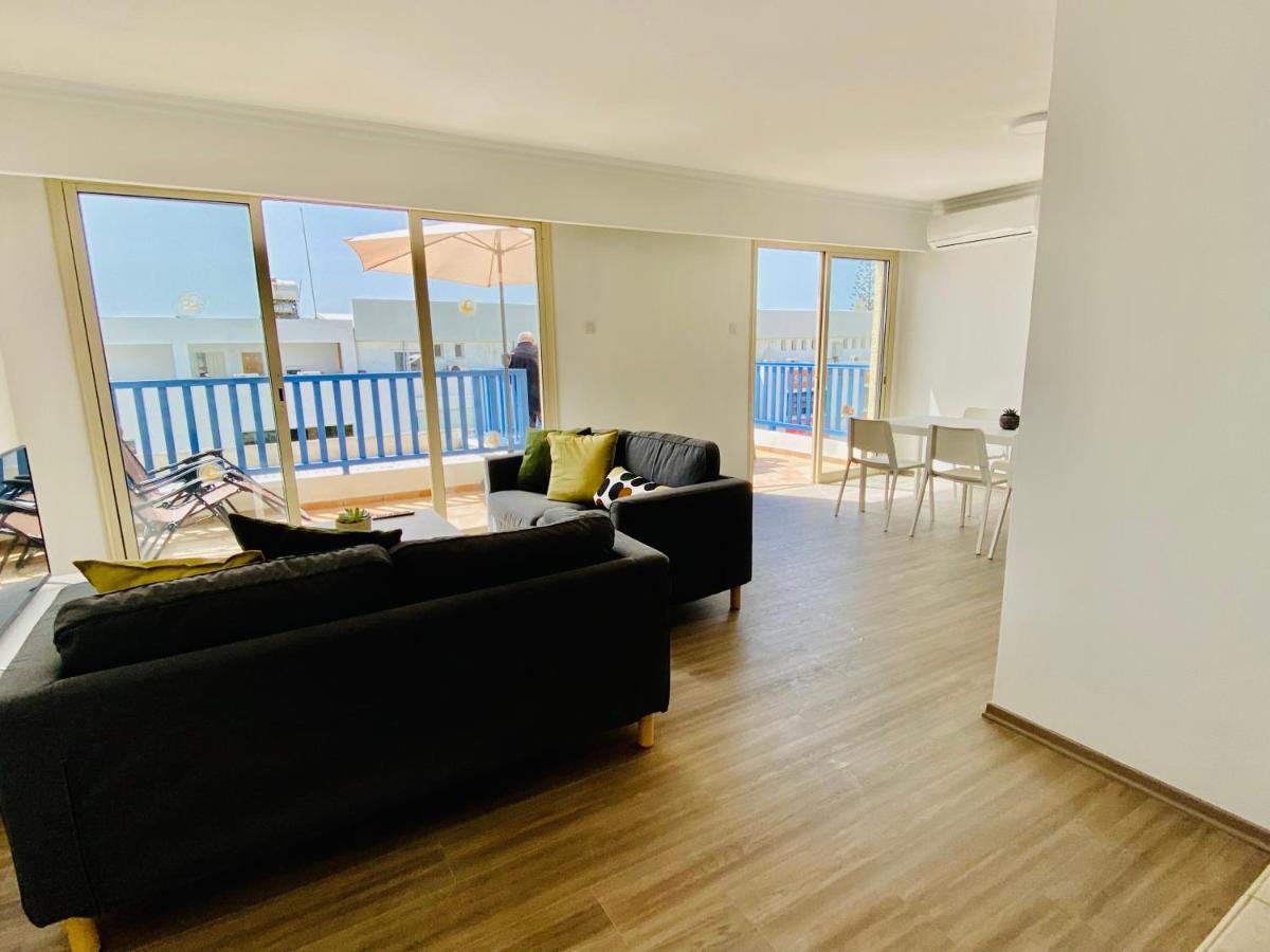 Basillica 3 Bedrooms Apartment Paphos Bagian luar foto