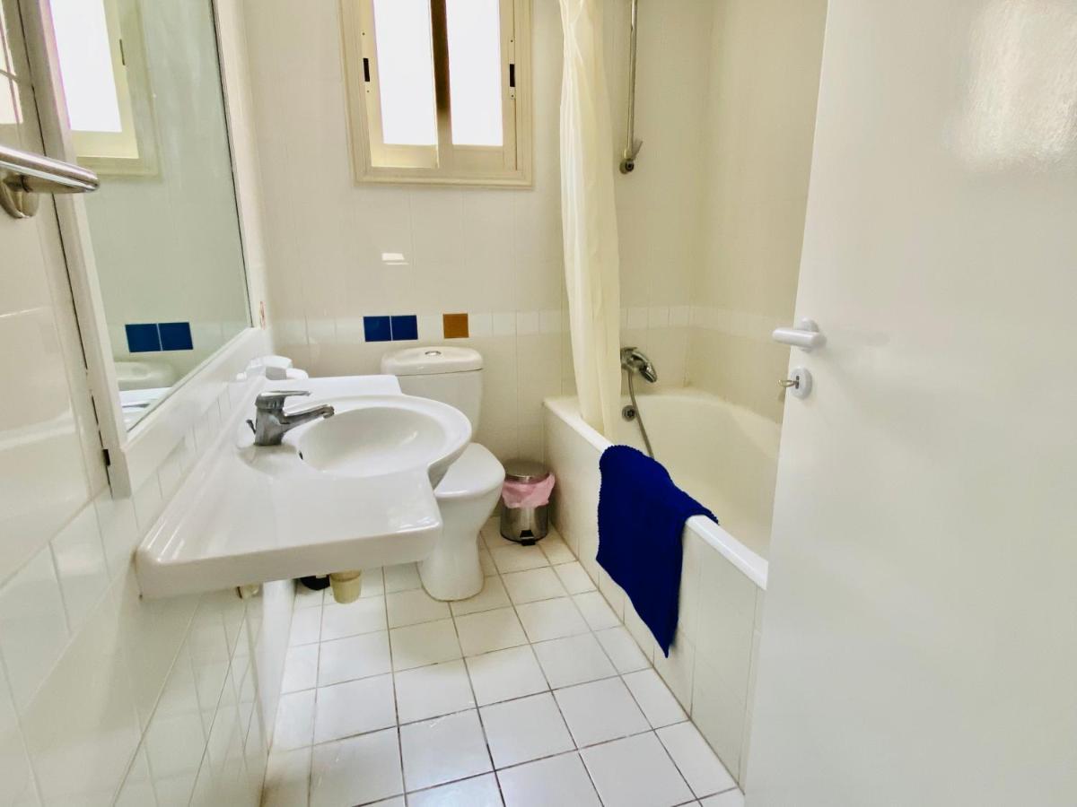 Basillica 3 Bedrooms Apartment Paphos Bagian luar foto