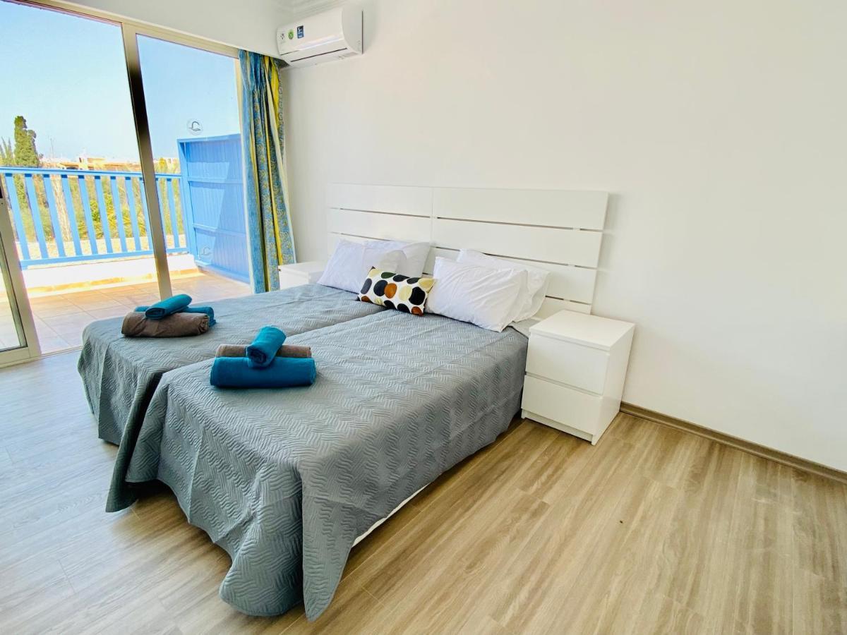 Basillica 3 Bedrooms Apartment Paphos Bagian luar foto