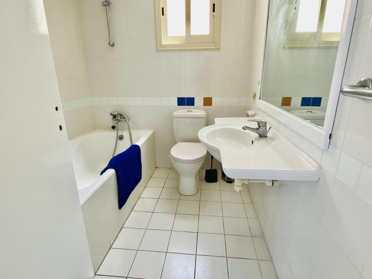 Basillica 3 Bedrooms Apartment Paphos Bagian luar foto