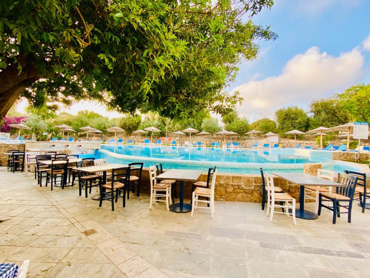 Basillica 3 Bedrooms Apartment Paphos Bagian luar foto